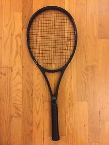 The NEW BLACK Wilson Pro Staff RF 97 FEDERER AUTOGRAPH, grip 4 1/8