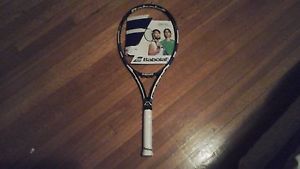 Babolat Pure Drive Grip Size 4 1/4 Plus a set of Prince Synthetic Gut Gray Color