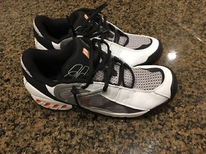 Mens 9.5 Prince MV4 Tennis Shoes