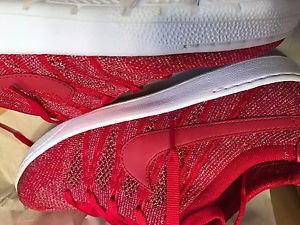 nike tennis shoes