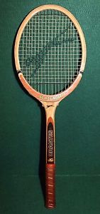 VINTAGE SLAZENGER ORANTES SIGNATURE 1733 WOODEN TENNIS RACQUET - USED
