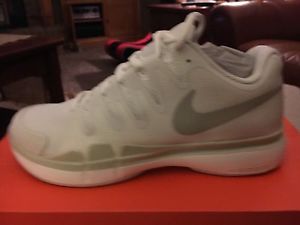 NWM WOMENS NIKE ZOOM VAPOR 9.5 TOUR WHT 631475 100 SIZE 8.5 RET$135