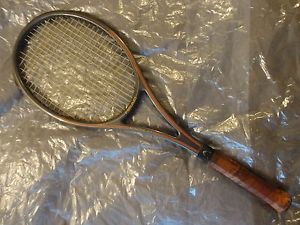 RARE! Head Magnum MidSize Tennis Racket Made In Austria Grip 4 1/4 GD!
