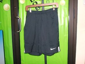 Tennis clothing,