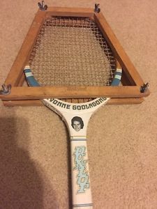 VINTAGE DUNLOP EVONNE GOOLAGONG TENNIS RACKET L4 1/2