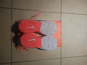 NikeCourt Zoom Vapor 9.5 Tour women tennis shoes