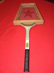 Vintage SPALDING - Pancho Gonzales model - wooden tennis racket- with press