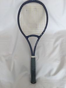 ROSSIGNOL F200 Carbon 4 3/8 Mats Wilander TENNIS RACKET Very Good Condition