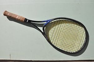 Head Pyramid Tour Midplus Tennis Racquet with cover