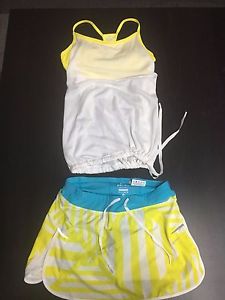 Nike womans tennis outfit