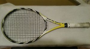 Head Microgel Extreme Pro midplus Tennis Racquet