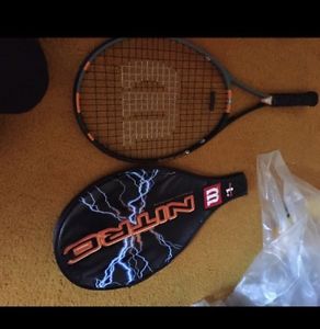 tennis racquet