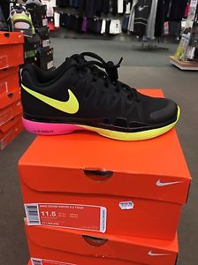 nike vapor 9.5 tour Size 11.5