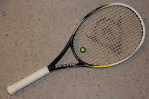 Dunlop Biomimetic M5.0 Tennis Racquet 4 3/8 grip, Strung, Nice