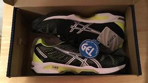 NWT Asics Court Shoes~Mens Size 12 Gel-Solution Speed 2 Onyx/Flash Yellow/Silver