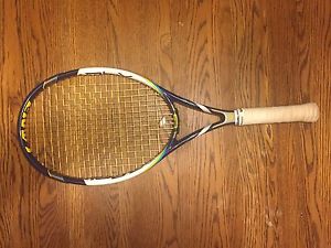 Wilson Envy 100L, Grip 4 3/8