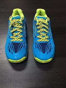 womans Wilson Tennis Shoes Neon Blue and Green