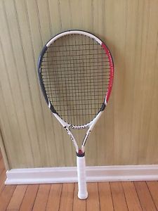 tennis racquet
