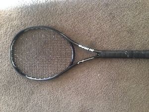 PRINCE O3 SPEEDPORT BLACK MP 100 TENNIS RACQUET 4 3/8 (3 EU)