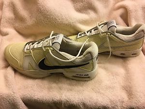Nike Courtballistic 2.3 Tennis Shoes Size 11