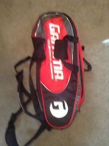 Gamma RZR medium racquet bag holds up to 6 racquets. Features a