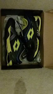 Lotto Men's Raptor Ultra IV Speed Brand new in box Size 9
