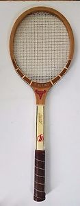 Vintage Spalding AWARD Wood Tennis Racket Laminated Construction JAPAN