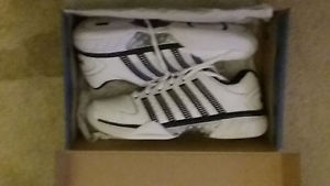 KSWISS Hypercourt Express Men's Low Tennis Shoes size 9 brand new in box