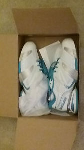 BABOLAT PROPULSE 4 ALL COURT WOMEN TENNIS SHOES SIZE US 9.5 brand new in box