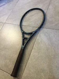 Wilson Original Sting Midsize 85 4 3/8 grip Tennis Racquet Good Condition