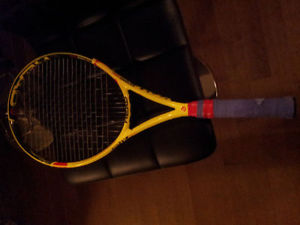 tennis racquet