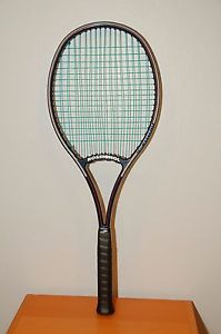 Rossignol F 250 Graphite 4 1/2 Tennis Racket