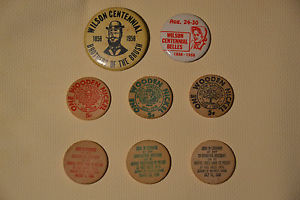 Vintage Lot of 6  Wilson, NY  Wooden Nickel and 2 Pinback Button Pin