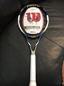 Wilson Envy 100L (Grip size 4 1/4")