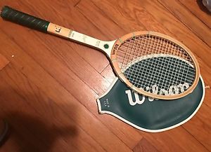 Vintage 1971 Wilson Billie Jean King Capri wooden racquet with cover