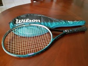 Tennis Racquet - Wilson Pro Staff 6.0 110 Sq In 4 1/4" Grip with the case