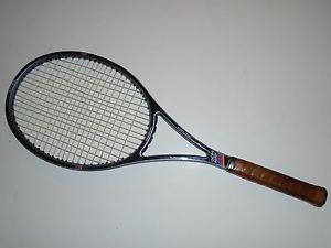 1980s Donnay GTI 25 Tennis Racquet. 4 1/8.  Made in Belgium. 12.25 oz.