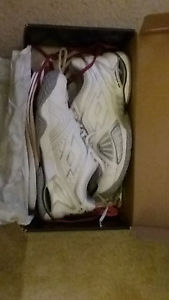 lotto raptor ultra IV womens size 6.5 brand new in box