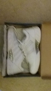 K-Swiss BIGSHOT LIGHT 2.5 Womens Tennis Shoe size 9 brand new in box