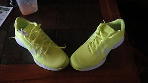 NEW NIKE AIR ZOOM ULTRA TENNIS SHOES VOLT WHITE