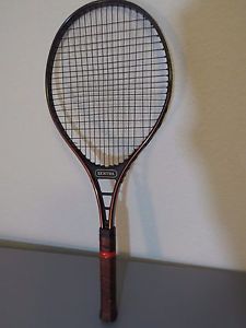COLLECTIBLE SENTRA Professional1979-83 IV 4 1/2L TENNIS RACKET