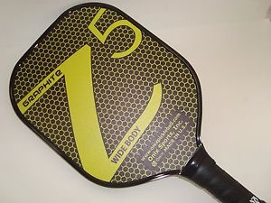 NEW ONIX Z5 GRAPHITE PICKLEBALL PADDLE NOMEX  CORE LIGHT & STRONG  YELLOW