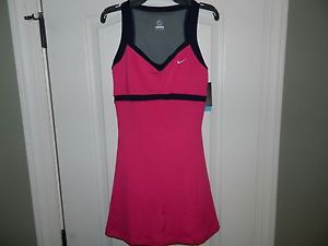 Womens Nike Hot Pink amp Navy Te