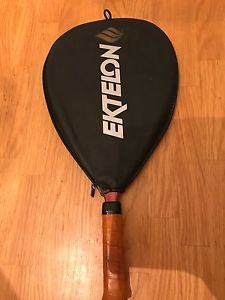 Ektelon Maxis Graphite Racquetball Racquet with Case
