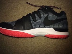 Nike Women's Zoom Vapor 9.5 Tour size 7.5