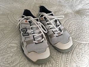 New Balance men's tennis shoes 1001 size 7 1/5