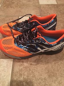 Orange And Black mens size 10.5 asics shoes Brand New Never Worn