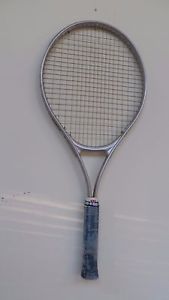 Wilson Grand Slam 110 High Beam Tennis Racquet 4 1/2 grip excellent condition