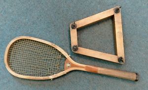 VINTAGE SPALDING TOURNAMENT MODEL WOOD TENNIS RACKET w/ MATCHING BRACE 1905