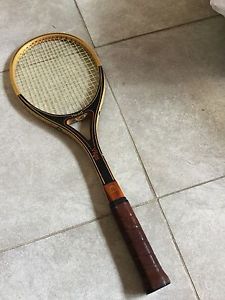 Head "Vilas" Vintage Tennis Racquet 4 5/8" Wood Good Condition